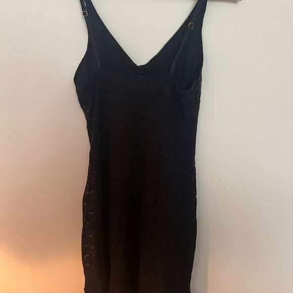 Victoria’s Secret Lace Nightie - Picture 2 of 3